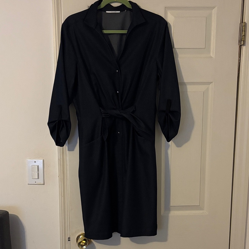 Tahari Elegant Black Long Sleeve Dress